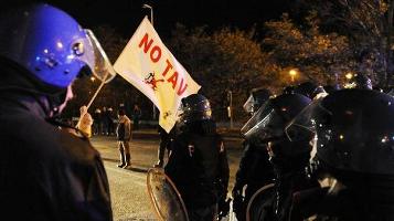 24096135_no-tav-chieste-condanne-per-scontri-all-autoporto-di-susa-nel-2010-0